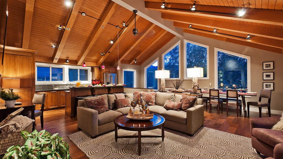 Deer Valley House | Up to 25% Off! Luxury Condo w/Hot Tub, A/C, BBQ, Free DV Skier Shuttle