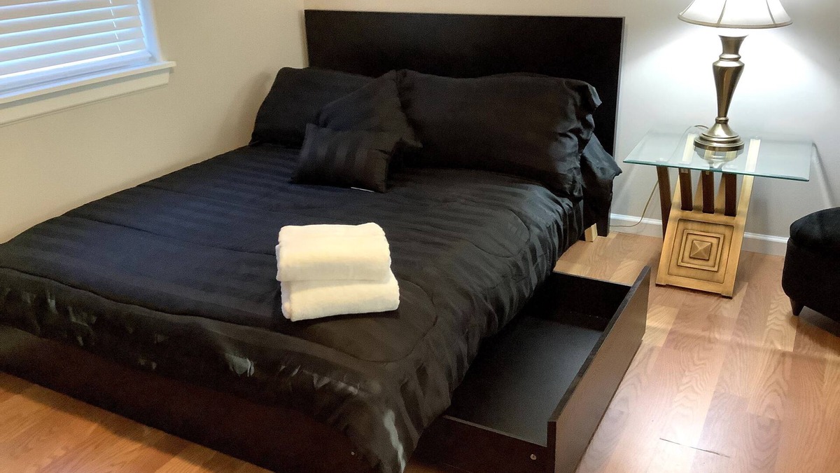 Killeen Apartment | UPC Lounge