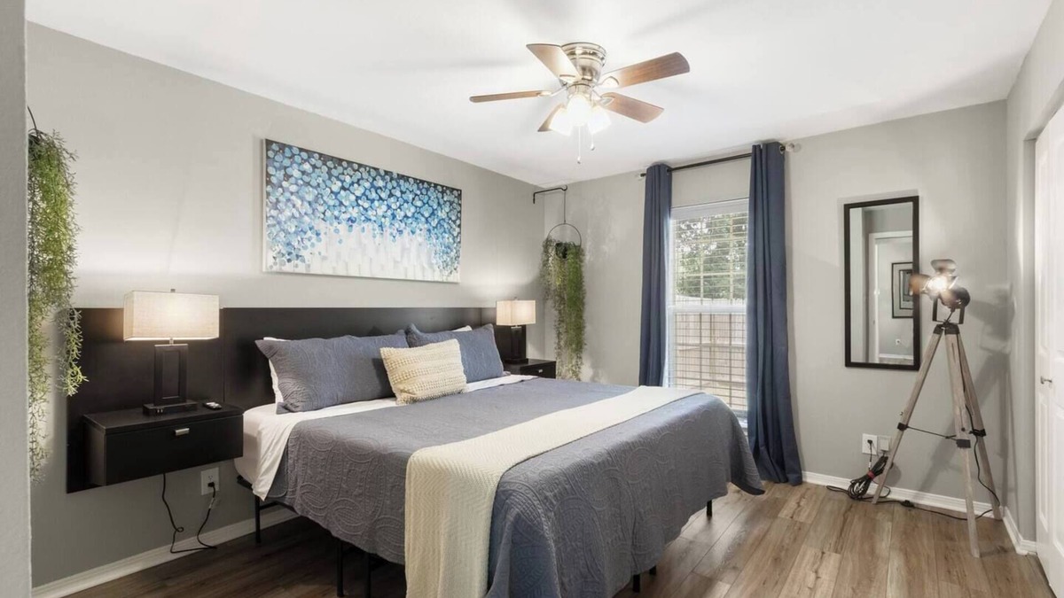 Northeast Pensacola House | Updated 2 bed w/fenced yard * Dog Friendly * Fox Den F
