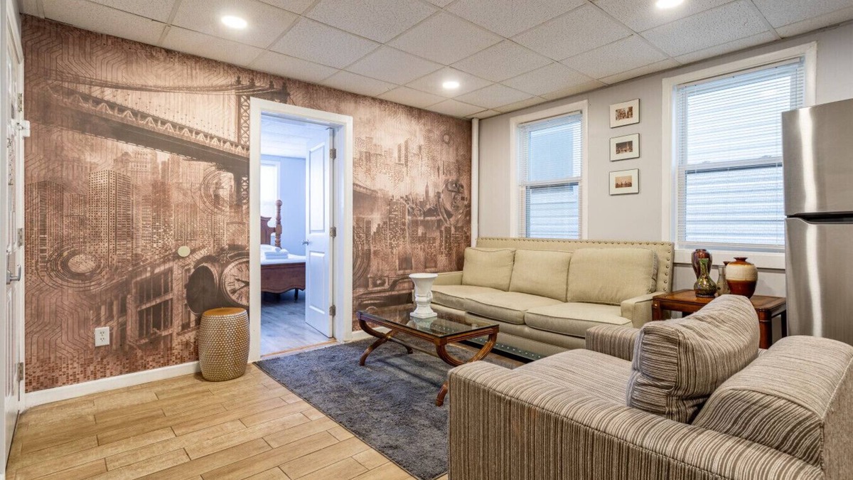 Constable Hook Apartment | Updated 3BR (9 Beds) | Walk to NYC Transit