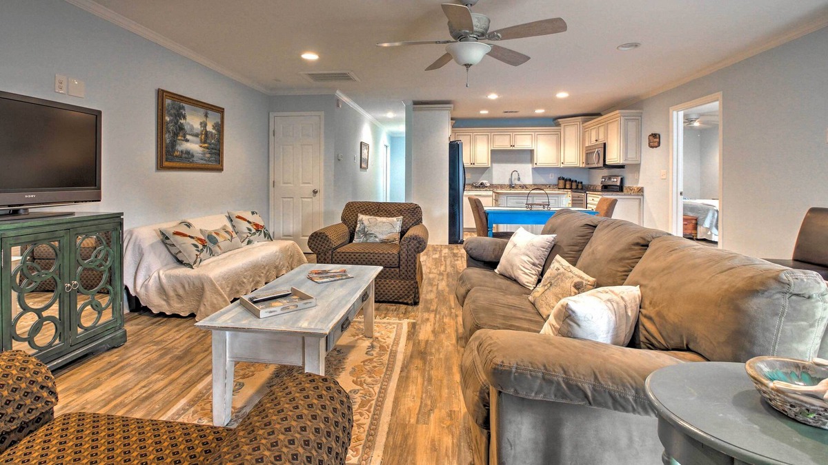 Thunderbolt Apartment | Updated Apartment 8 Mins from downtown Savannah!