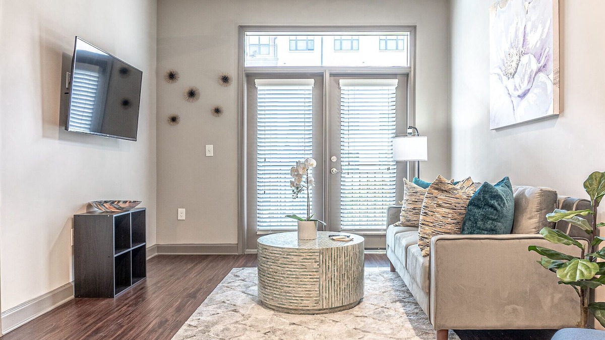 Loring Heights Condo | Updated Apt Near Atlantic Station/Free Parking