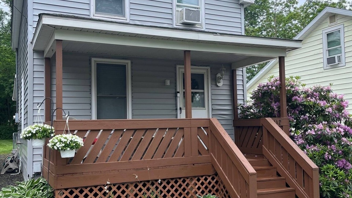 Mayville House | Updated & Clean Dog Friendly Cottage - Walk to Chautauqua Lake. Beautiful views!