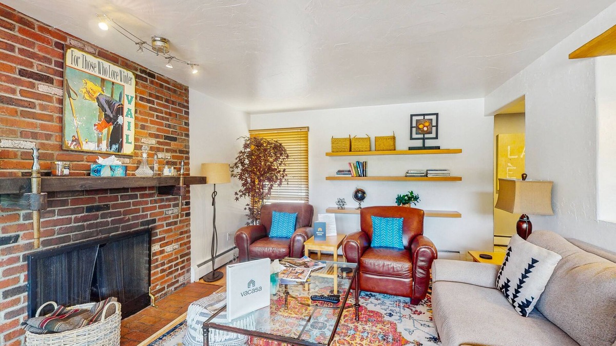 Vail Condo | Updated Condo with Walkable Locale, Free WiFi & Private Washer/Dryer