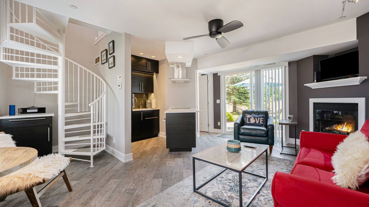 Douglas Condo | Updated condo with well-equipped kitchen, pool, firepits, grill, & gas fireplace