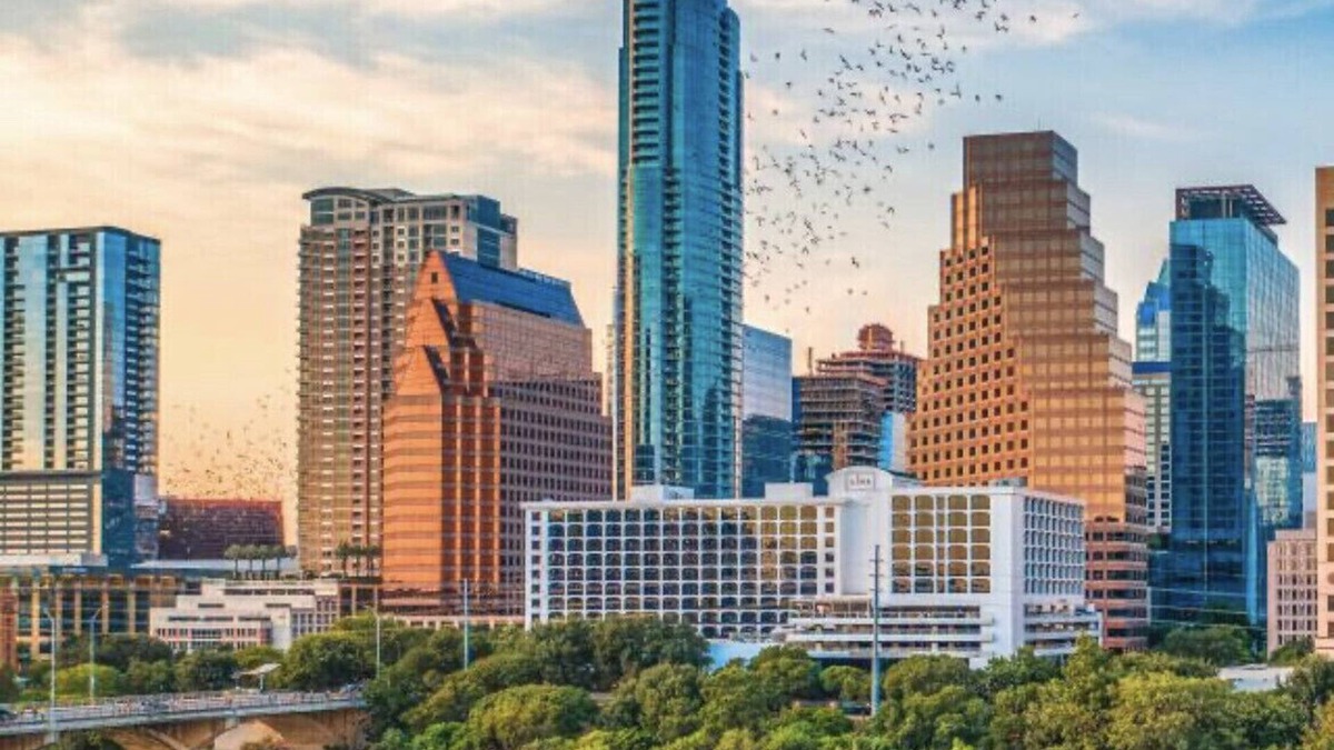 Allandale House | Updated *Cowboy Pool* Near Downtown & UT