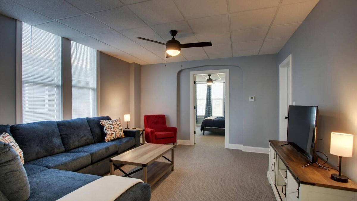 Quincy Apartment | Updated Ground Level West Facing 1-bed w/Wi-Fi
