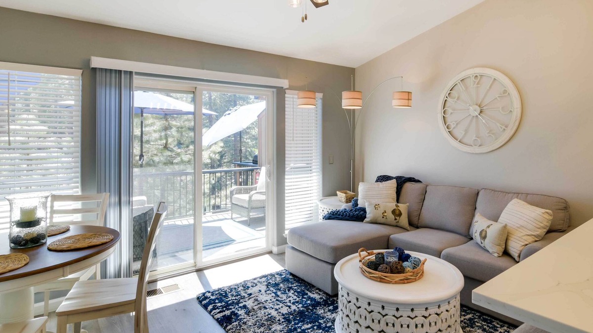 Peninsula Village House | Updated Lake Almanor Retreat w/Patio & Grill!