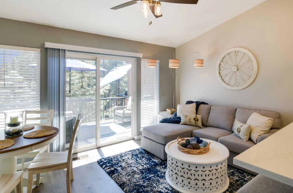 Peninsula Village House | Updated Lake Almanor Retreat with Patio and Grill!