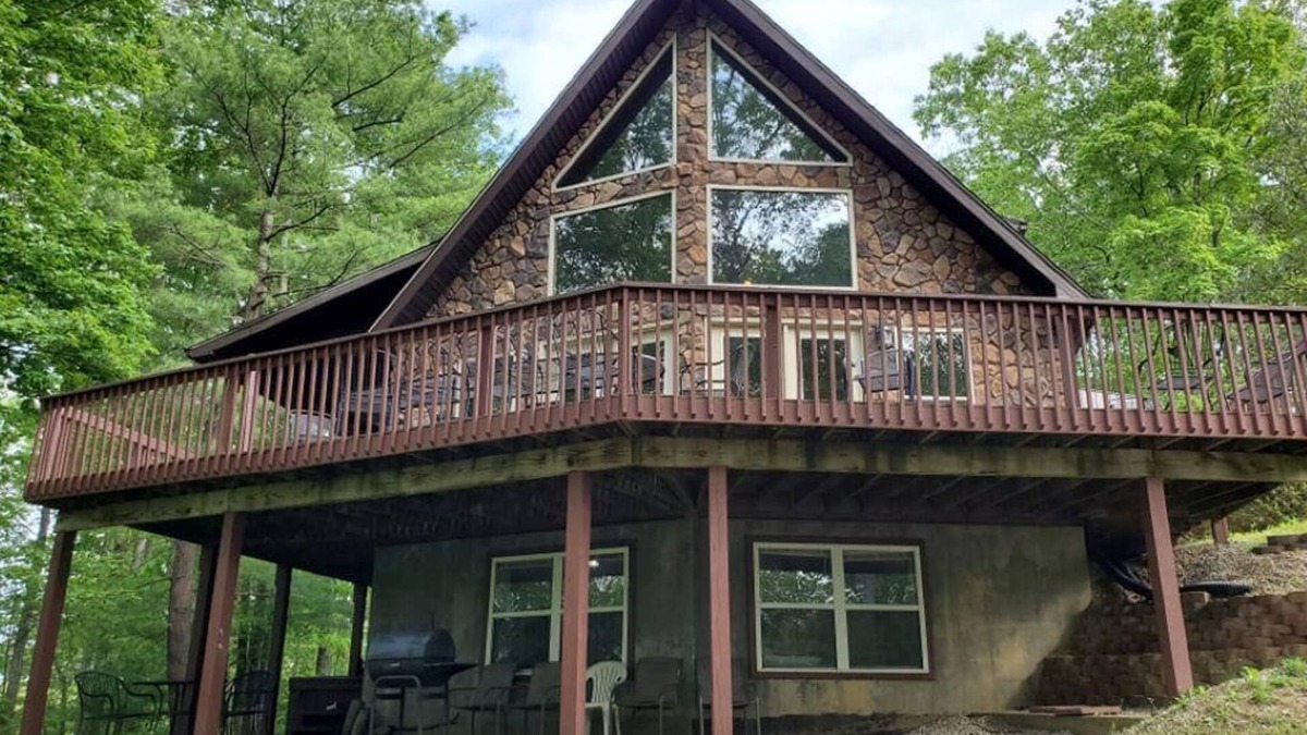 Rogers Ski Chalet | Updated Lake House, set atop the hill overlooking beautiful Deer Water Lake.