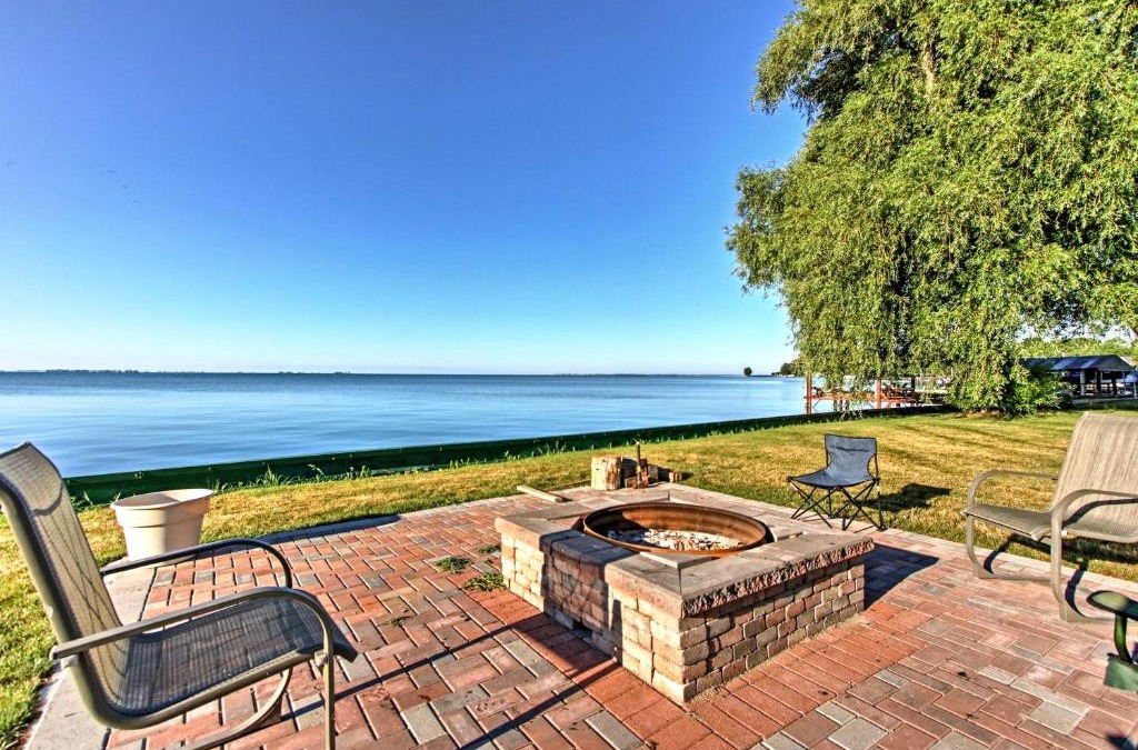 Anchorville House | Updated Lake St Clair Cottage with Shared Amenities
