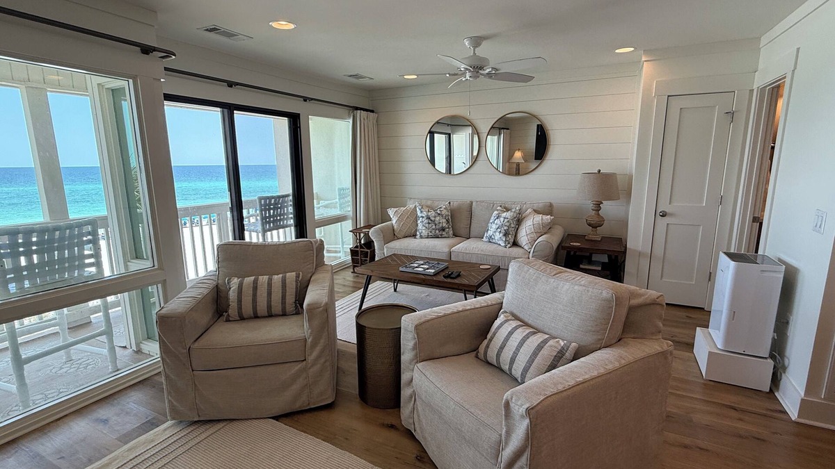 Fort Bay Condo | Updated Latitude 29 #34 Beachfront w/Pool, Hot Tub & Grills! Free Golf & Tix!