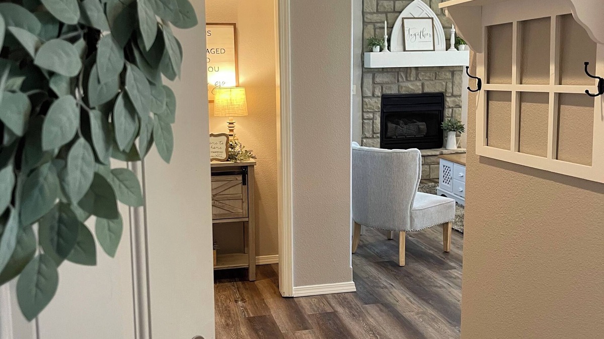 Branson West Condo | Updated Luxury Condo With Fireplace Near Branson Strip and Silver Dollar City