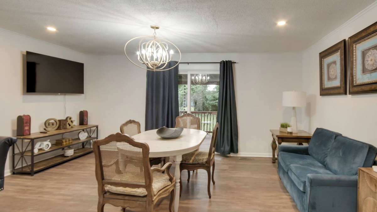 Greenwood Cottage | Updated North Greenwood Cottage < 1 Mi to Dtwn!