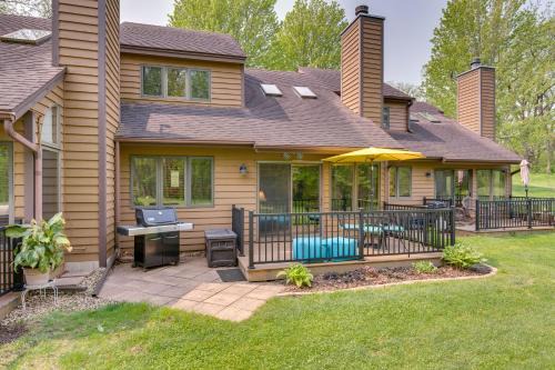 The Galena Territory House | Updated Retreat with Golf Course and Wildlife Views!