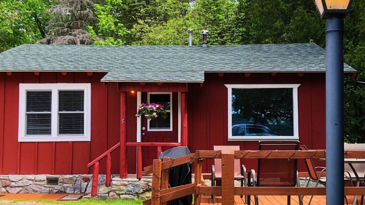 Trout Lake Cabin | Updated Rustic Cabin #5 at Twin Cedars on Frenchman Lake in Trout Lake, MI