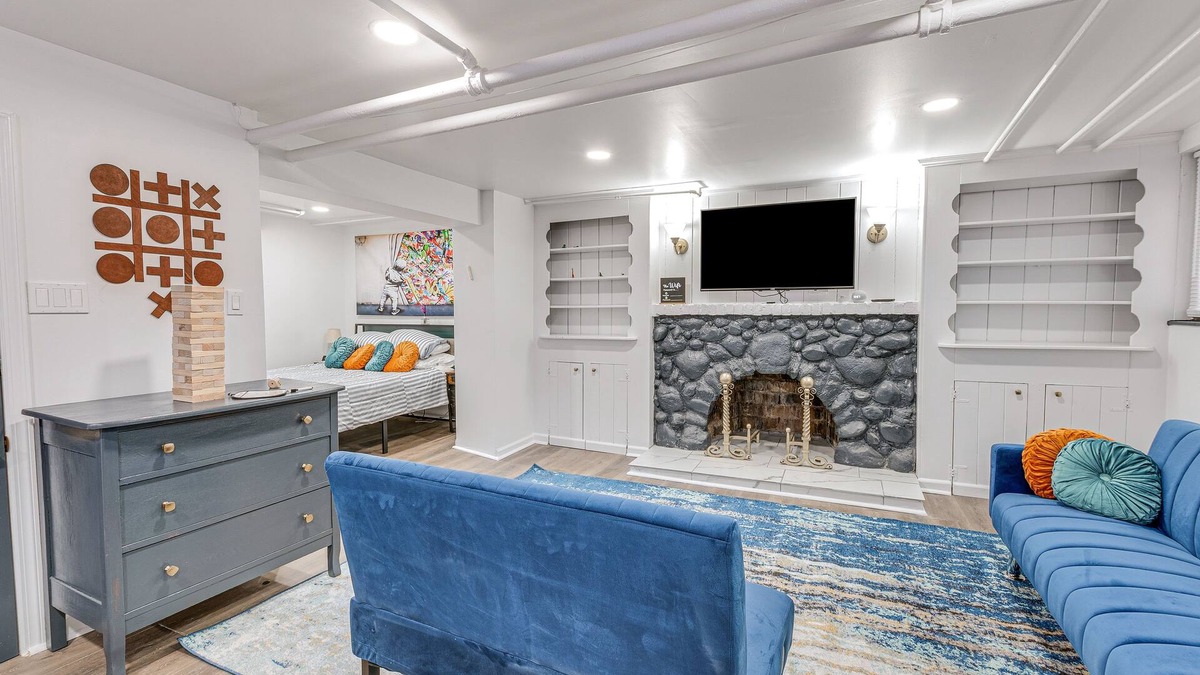 Teaneck Apartment | Updated Teaneck Studio, Short Drive to NYC!