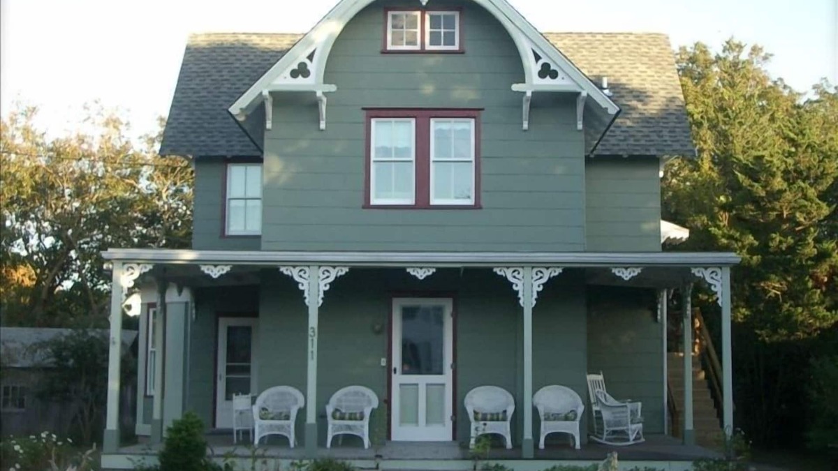 Cape May Point Cottage | Updated Victorian near beach. Inquire for reduced rates in August!