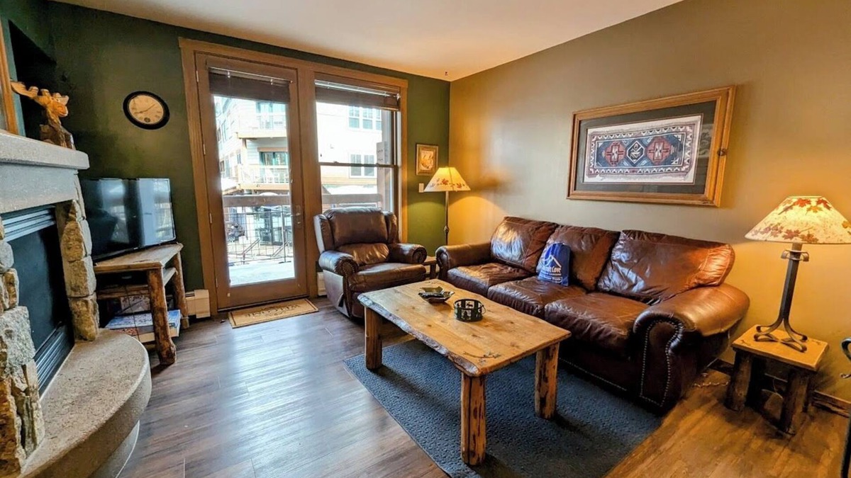 Keystone Condo | Updated w/Village View, Walk to Slopes, Hot tub