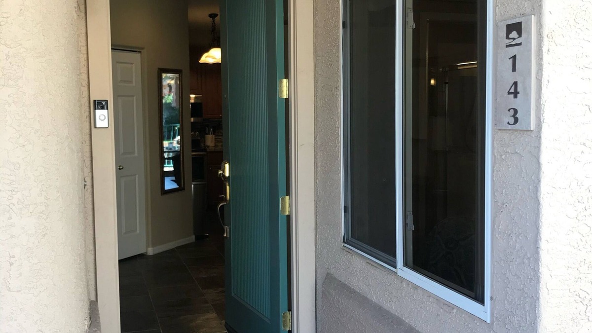 Superstition Lakes Condo | Upgraded 2 Bed/2 Bath Condo On Ground Level (No Smoking, No Pets)