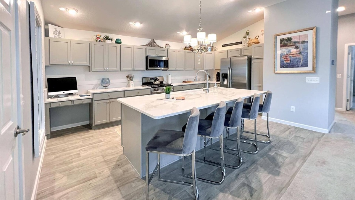 Wildwood House | Upgraded Home in The Villages! Golf Cart Included, Community Pools and Much More
