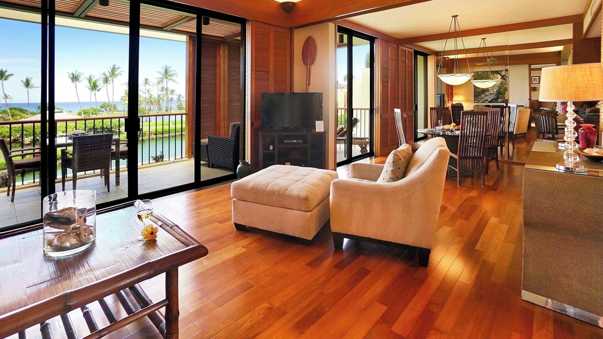 Kamuela Condo | Upgraded Oceanfront Terrace Condo - Private Beach Access!