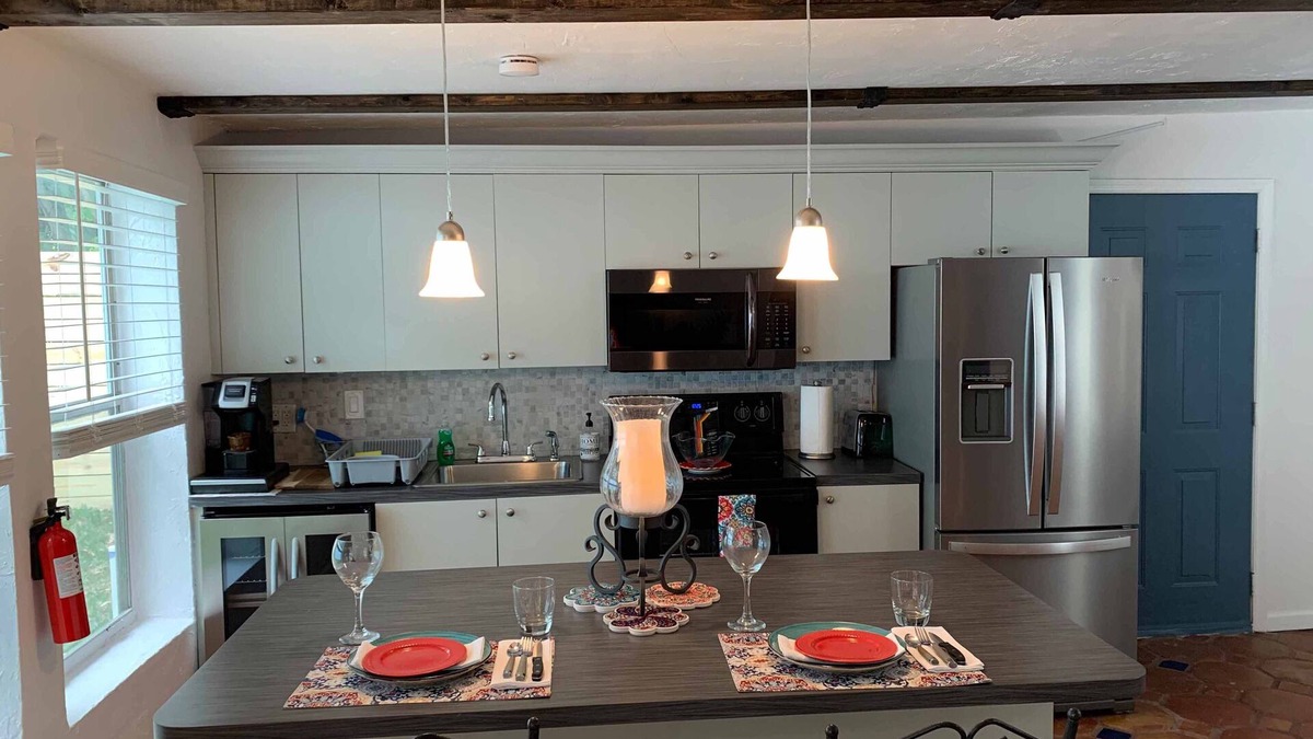 West Palm Beach Cottage | Upland Zen Retreat Cottage near Downtown West Palm Beach Pet Friendly