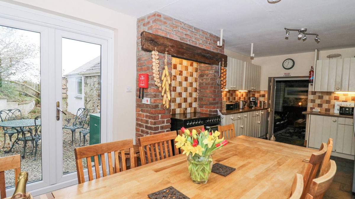 Haverfordwest Cottage | Upper Calffield Farmhouse