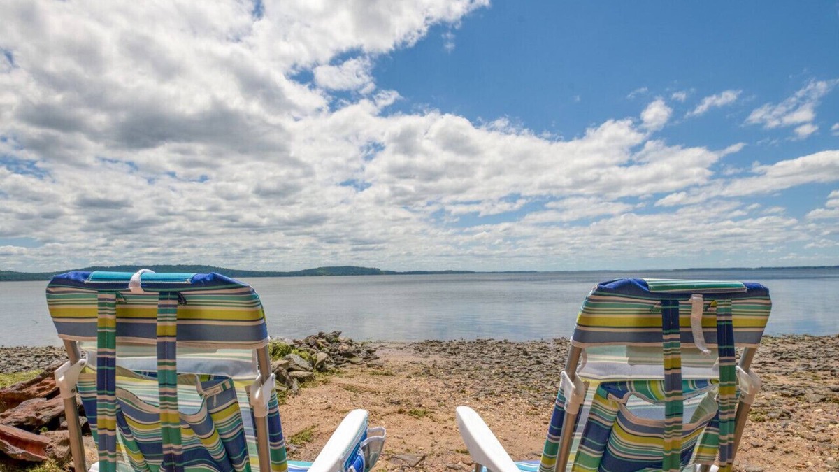 Perryville House | Upper Chesapeake Bay 5 bedroom, 3 bath, Hot Tub, Waterfront