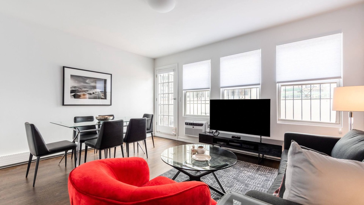 Upper East Side Apartment | Upper East Side Two Bedroom in Great Location