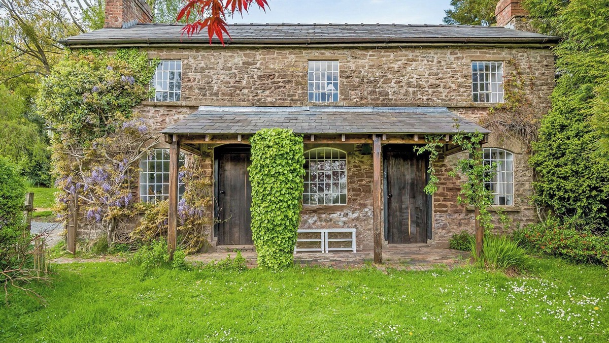 Hereford Cottage | Upper House - UK48805