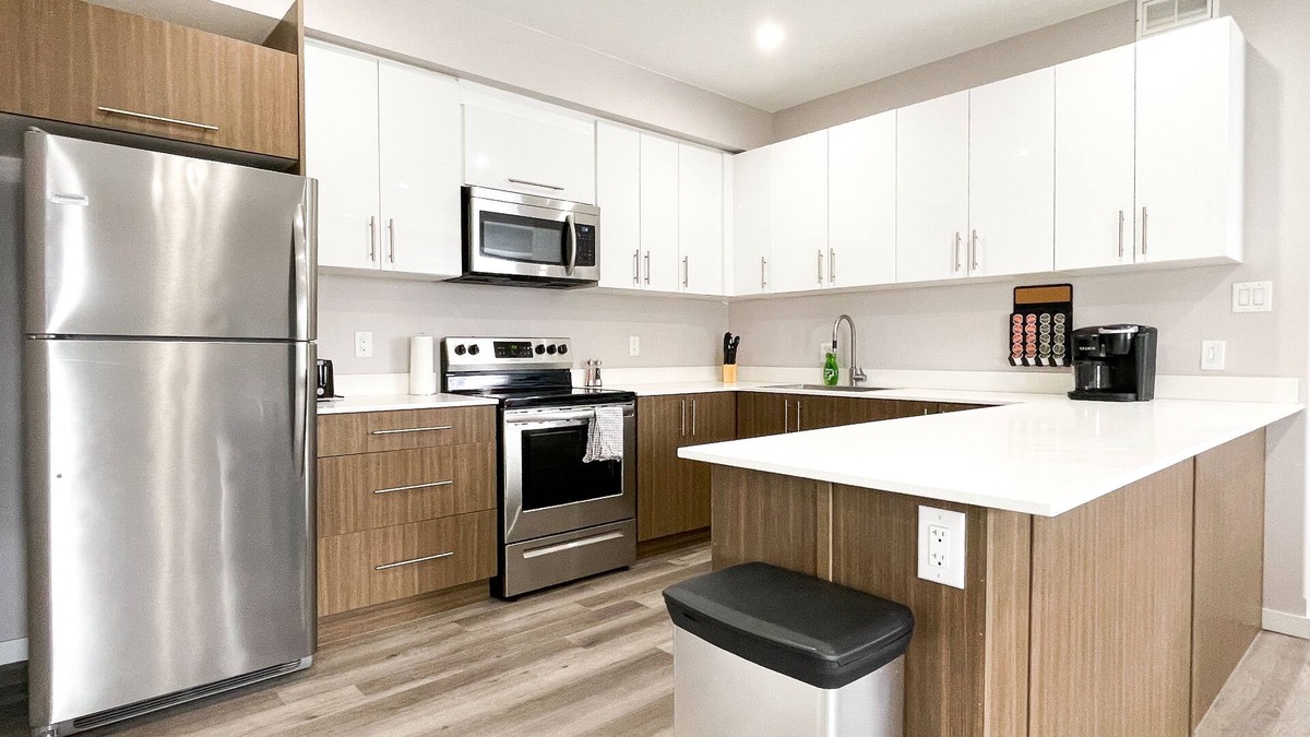 Thunder Bay Apartment | Upscale 2 Bedroom Downtown Apartment