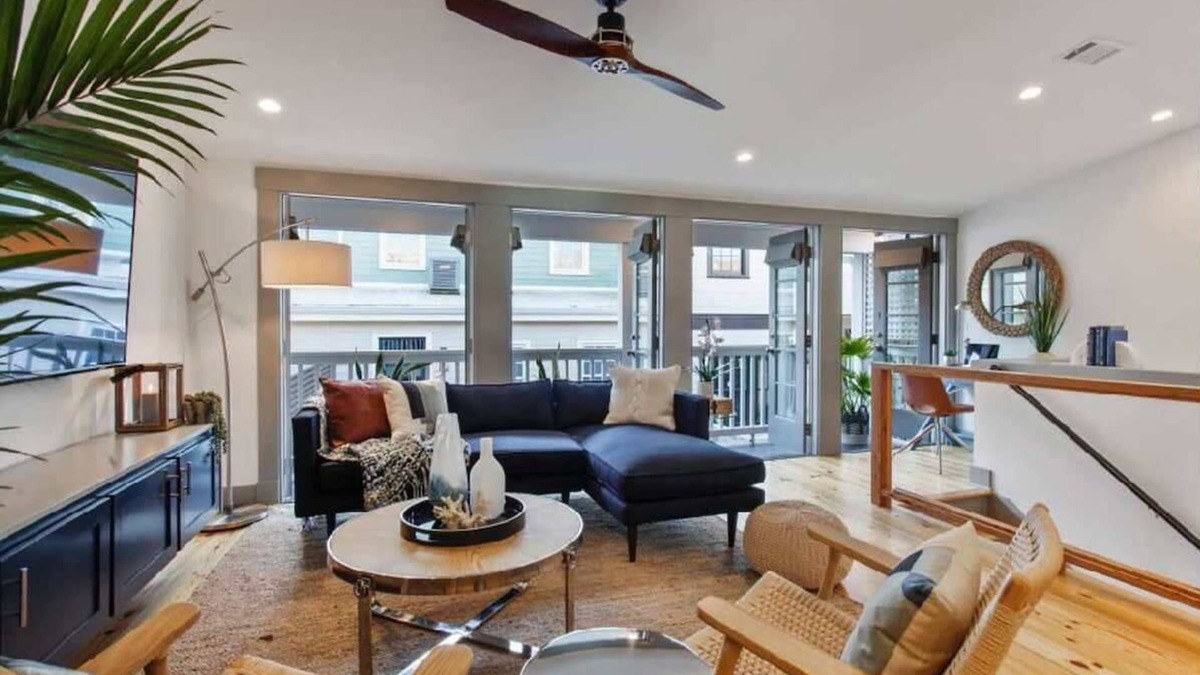 Beach Institute House | Upscale Carriage House with Pool | Near River St