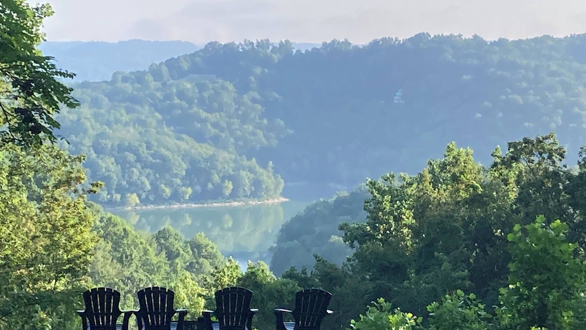 Smithville Cabin | Upscale CHL cabin with incredible year-round lake views - New Owners & Upgrades