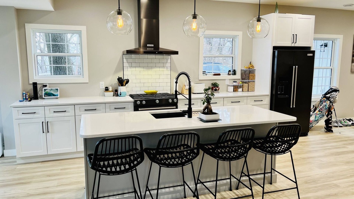 Battle Lake House | Upscale House on Battle Lake! Walking distance to Downtown Shops and Restaurants
