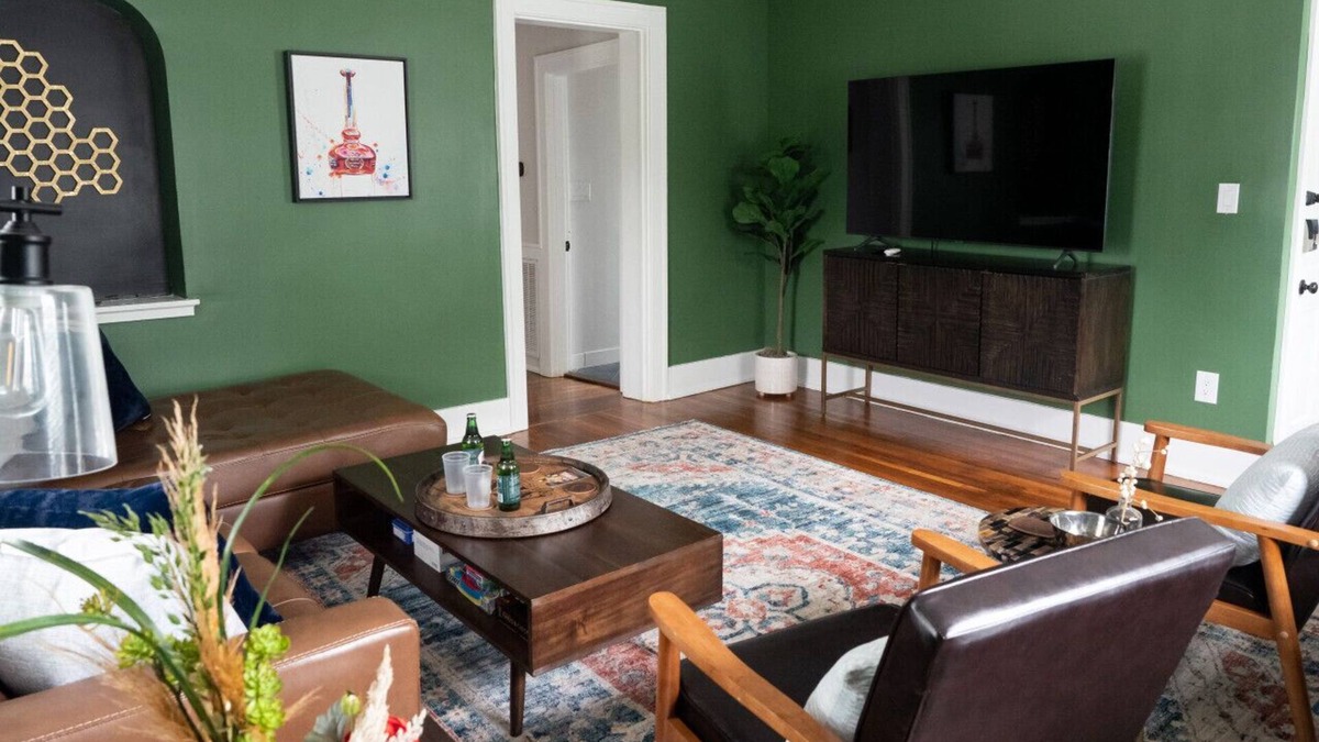 Shelbyville House | Upscale Kentucky Bourbon Trail & Close to Louisville