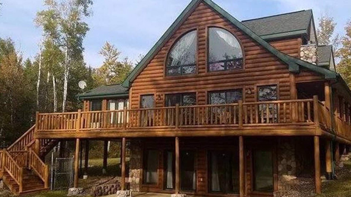 Phillips House | Upscale Lake Home on Beautiful 915 Acre Solberg Lake, Phillips WI