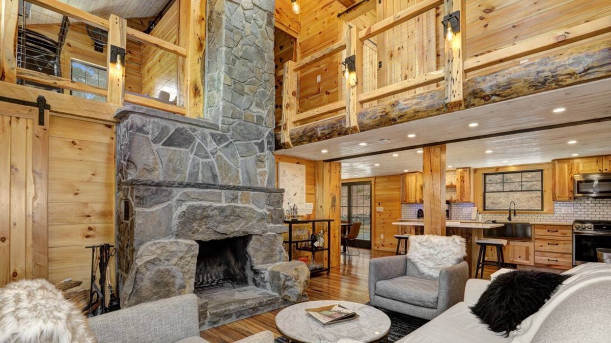 Pond Eddy Cabin | Upscale Lodge - Elevate Your Upstate Getaway