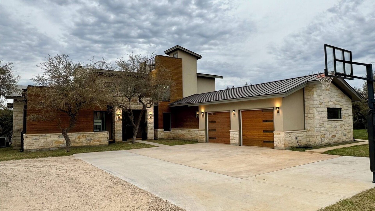 Wimberley House | Upscale Modern Hill Country Home! Has it ALL