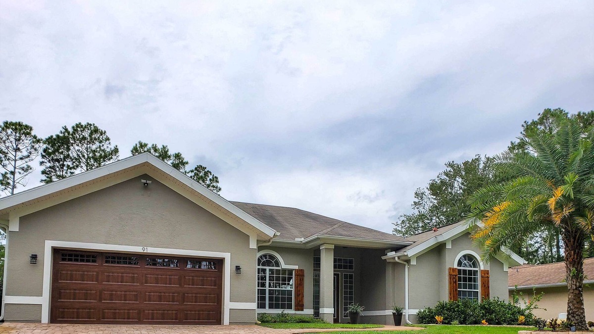 Indian Trails House | Upscale Palm Coast Home w/Pool: 7 Mi to Beaches!