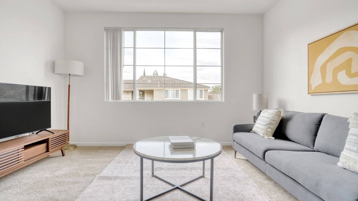 South San Jose Apartment | Upscale San Jose 1BR w/Gym, Pool & W/D, near WF & Costco, by Blueground
