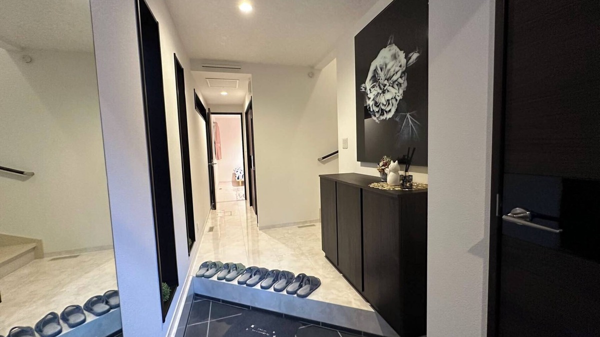 Sumida Villa | Upscale Sumida Retreat: Skytree Views, Workspaces & Premium Decor, 6 people