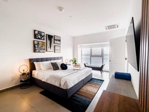 Oranjestad Apartment | Upscaled And Modern Oceanfront Apartment