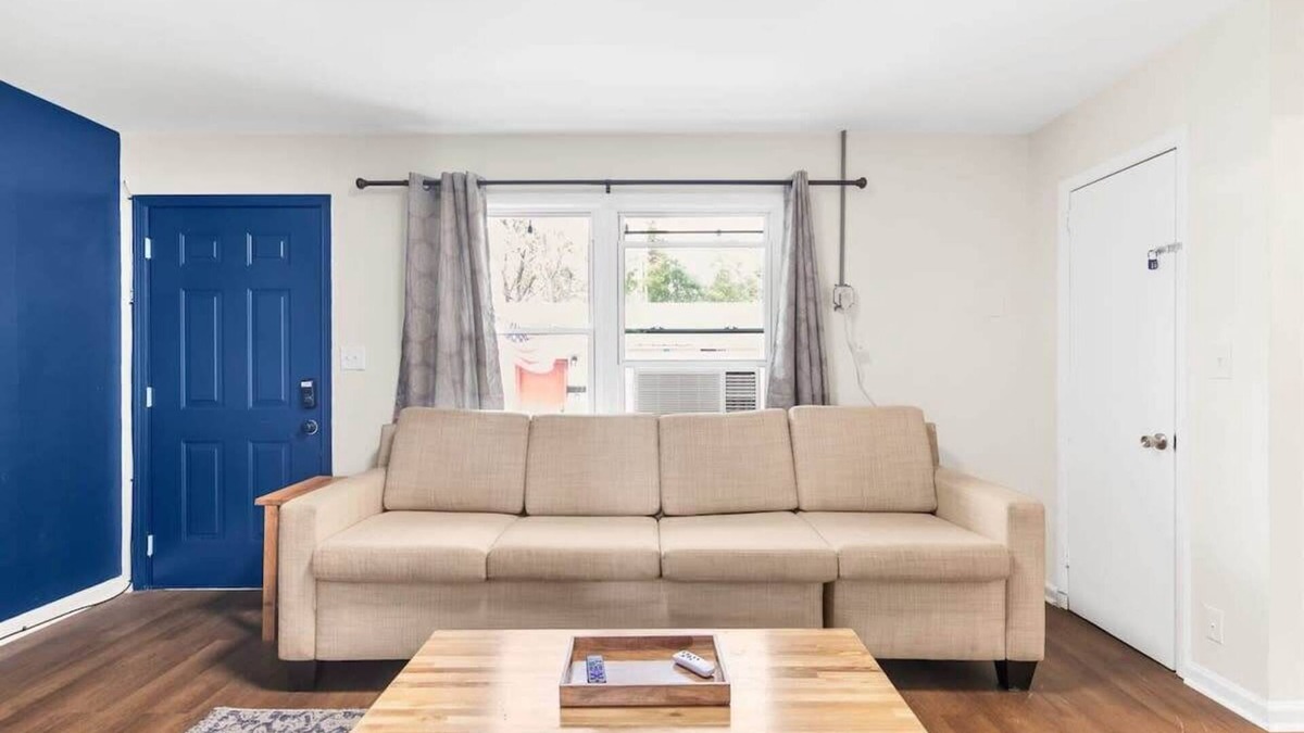 Norwood Apartment | Uptown Apartment, Near Parks! The Bricks Unit 5
