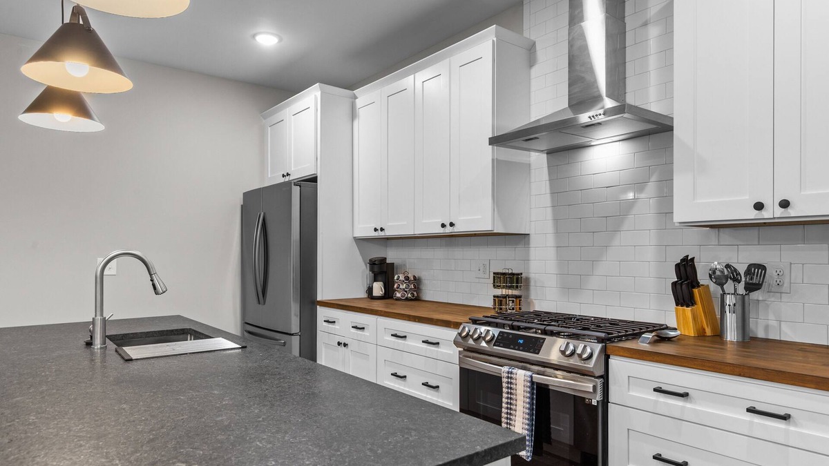 The Gate House | Uptown Elegant Escape | JZ Vacation Rentals