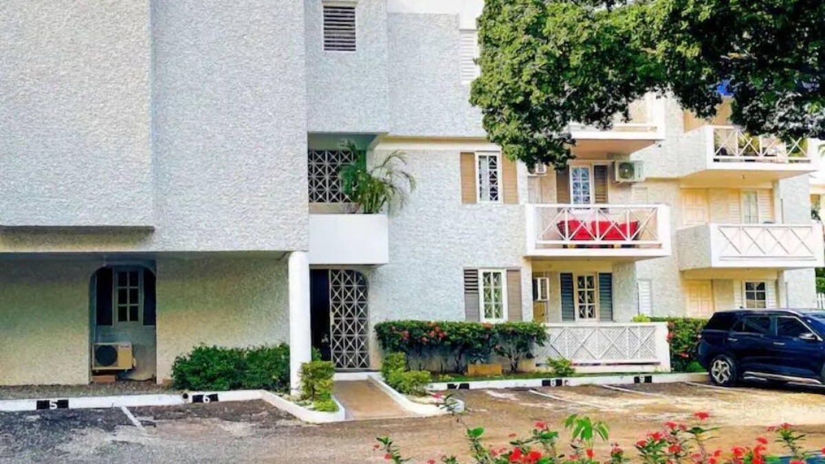 Saint Andrew Apartment | Uptown Kingston, 2BR, Gated, A/C, Wi-Fi, Spacious