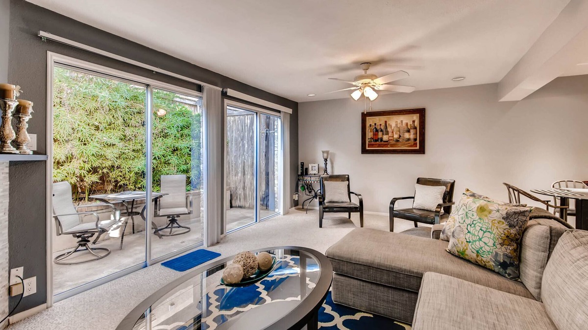 Oak Lawn House | Uptown welcoming 2+2 w/patio & Katy-trail access!