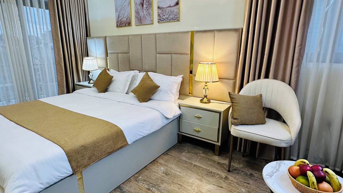 Bole House | Ur home away from home
