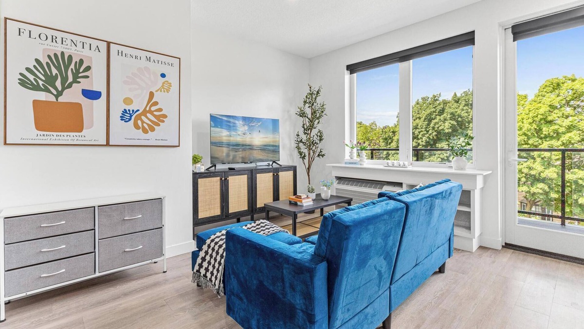 Kingfield Apartment | Urban 1BD Escape mins to DT w Gym, Wifi & Balcony