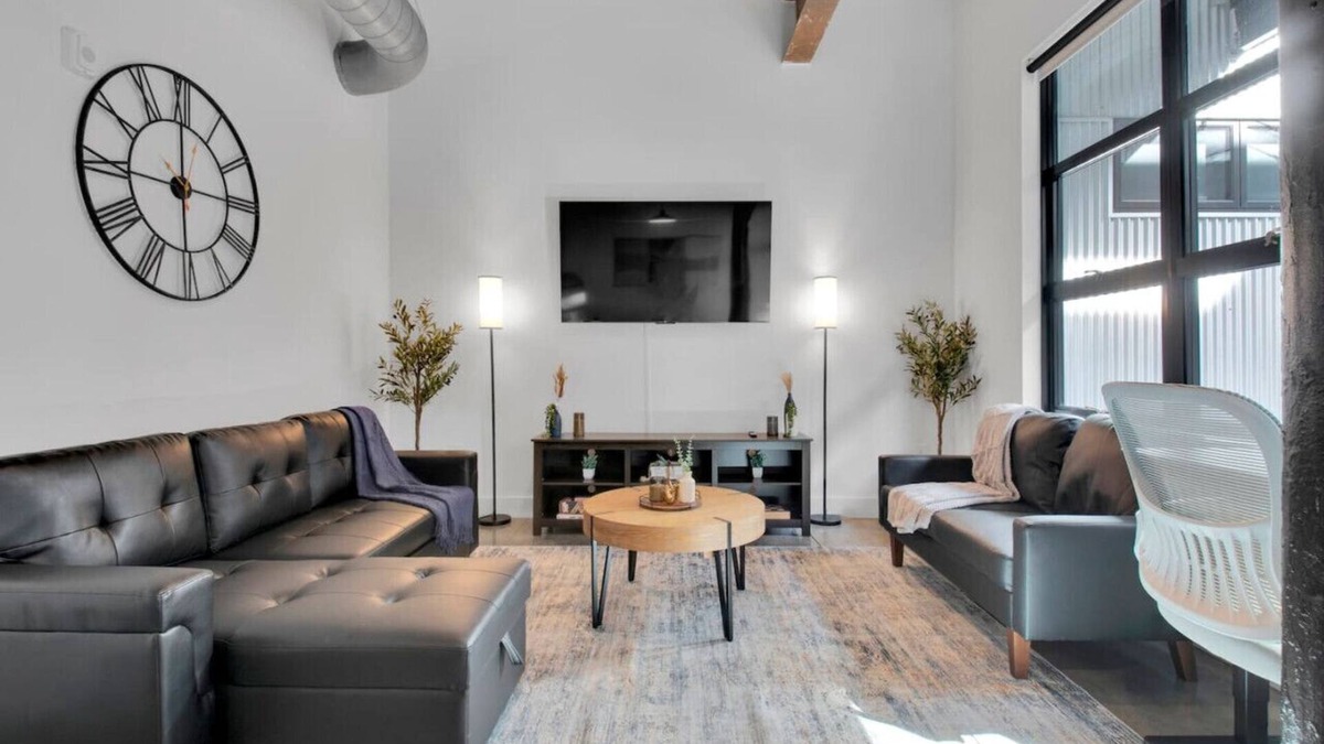 Judson Apartment | Urban Escape: Industrial 2BR/2BA